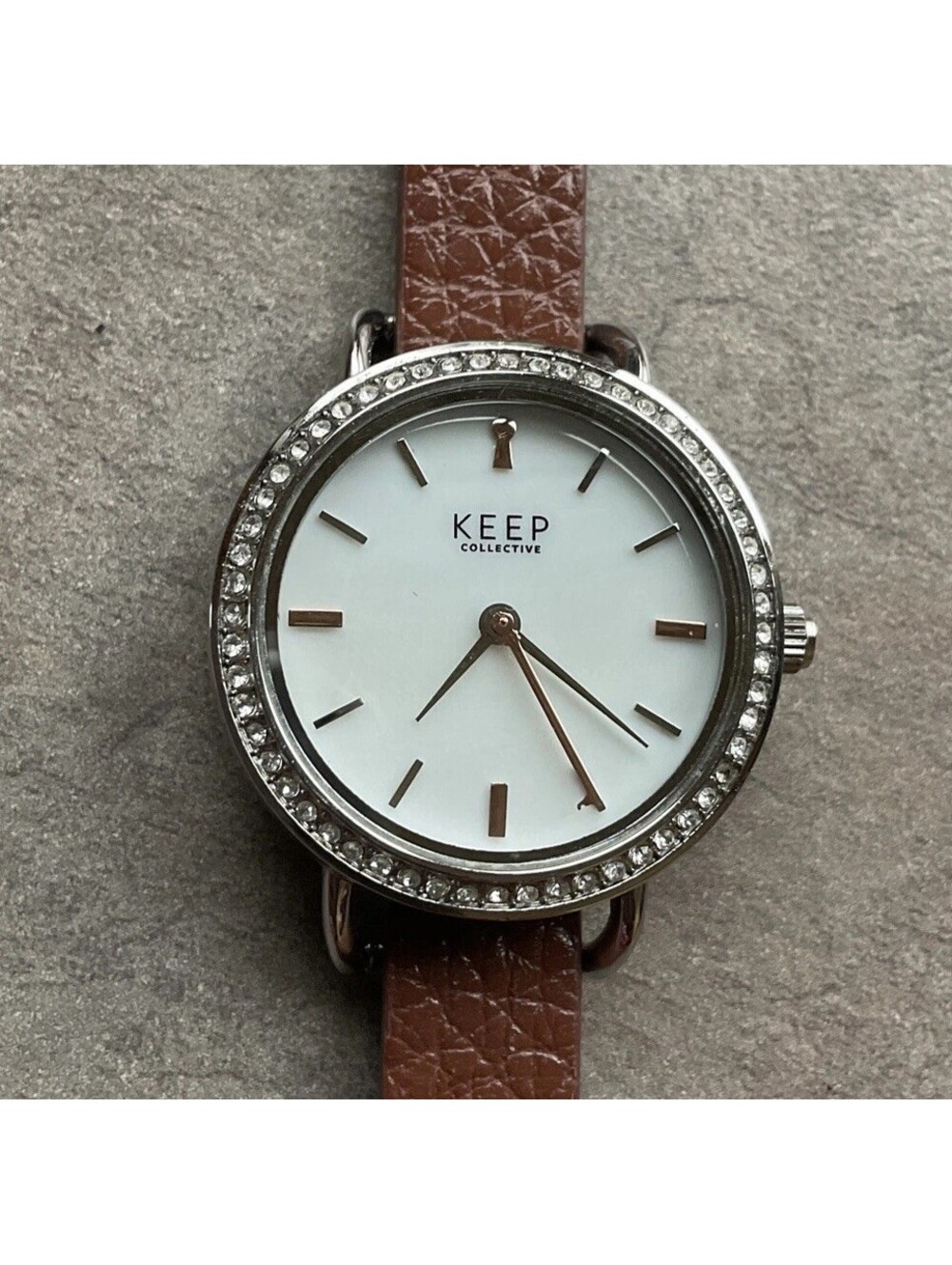 Beautiful Keep Collective Womens Watch Silver Tone Case W/Crystal Accents BB